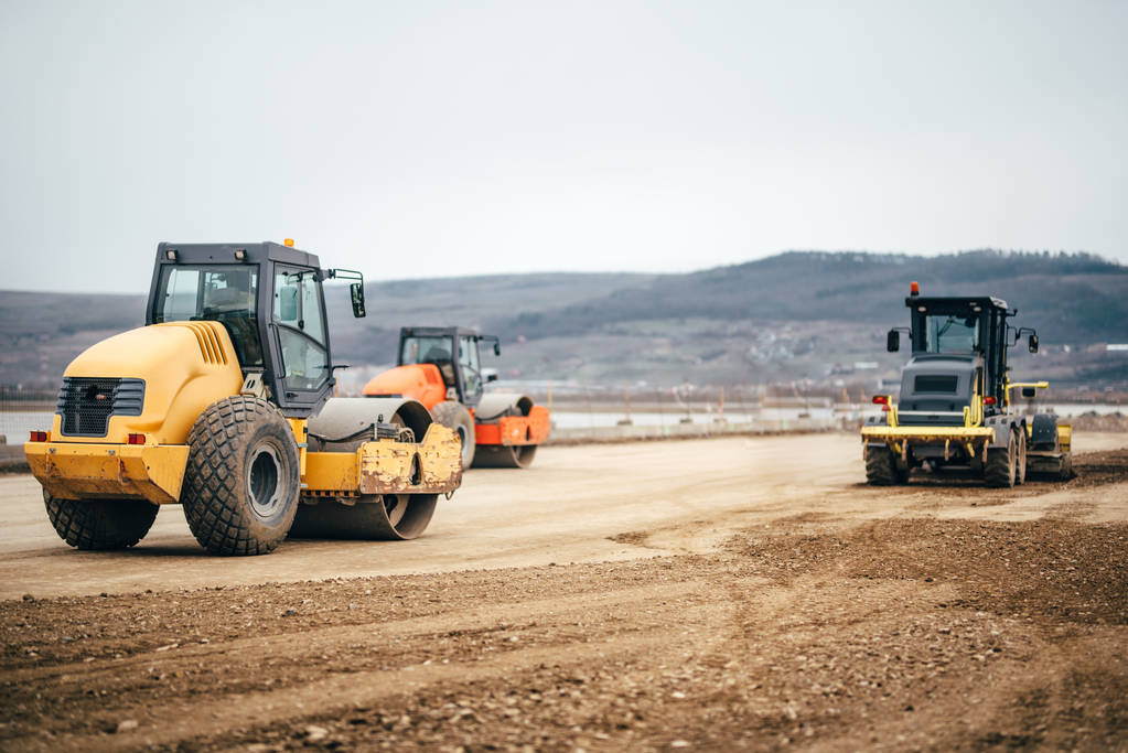 “进度条”拉满 阳左高速公路和顺互通工程施工正酣(图1)
