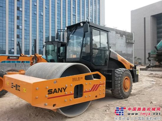 压路机安全操作要求-施工方法工艺要求(图1)